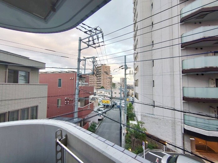 物件内観写真12　(室内からの展望)