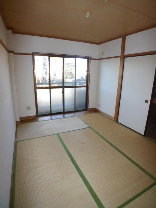 物件内観写真10　(居室)