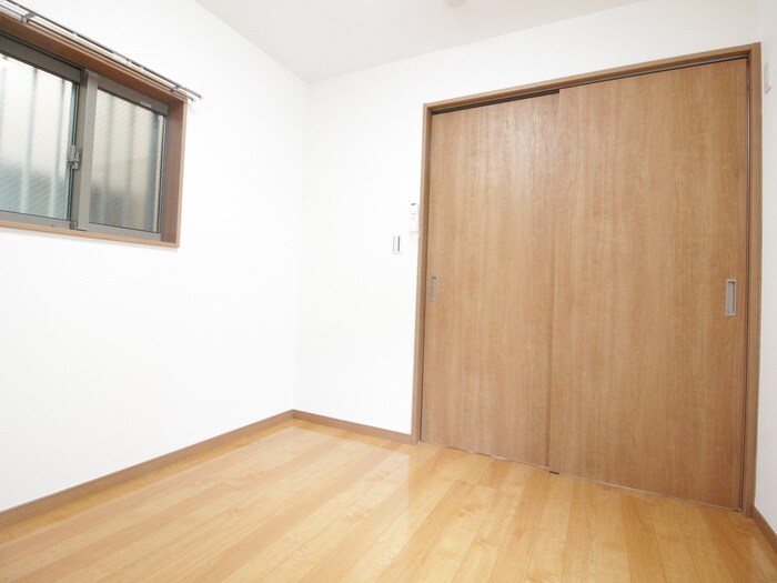 物件内観写真6　(居室)