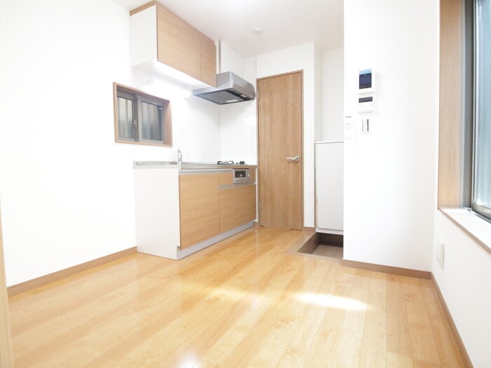 物件内観写真9　(廊下)