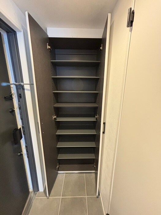 物件内観写真16　(靴箱)