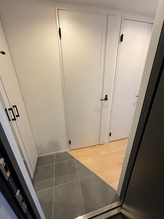 物件内観写真17　(玄関)