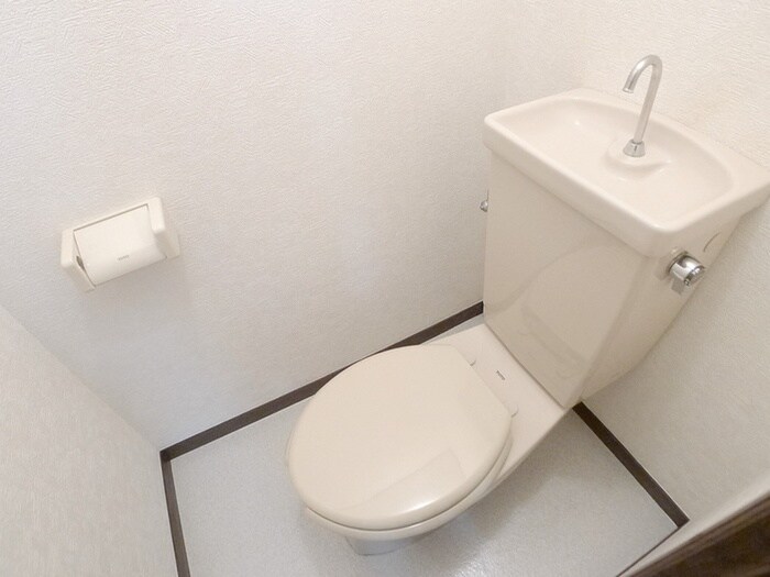 物件内観写真13　(トイレ)