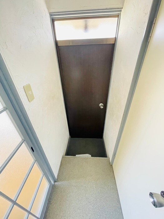 物件内観写真14　(玄関)