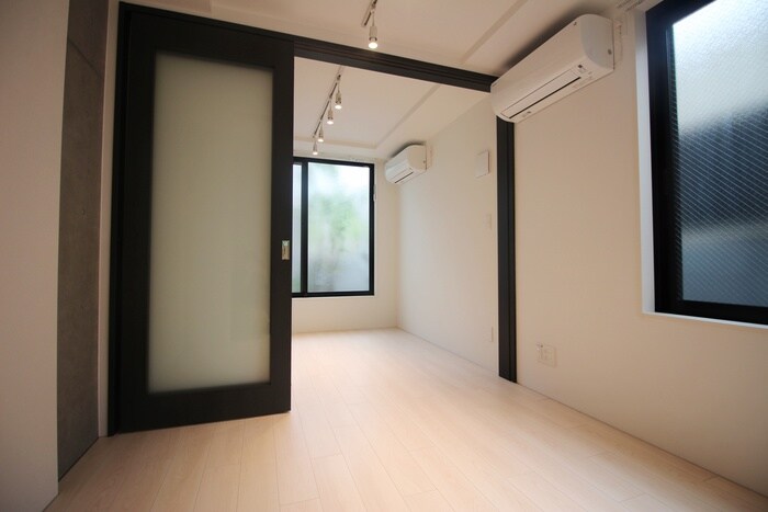 物件内観写真6　(居室)