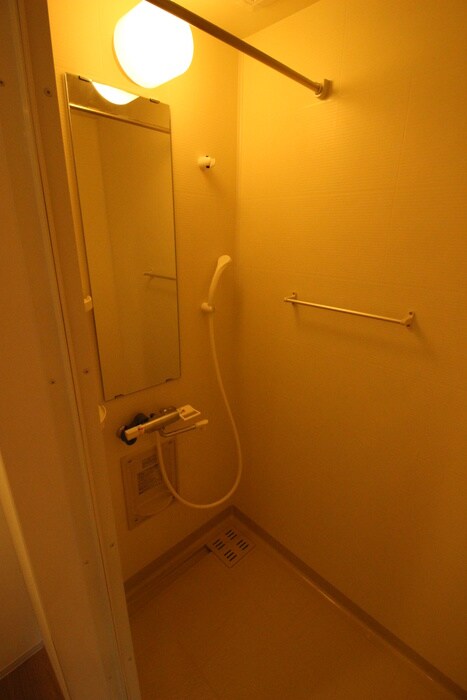 物件内観写真8　(バス／シャワールーム等)