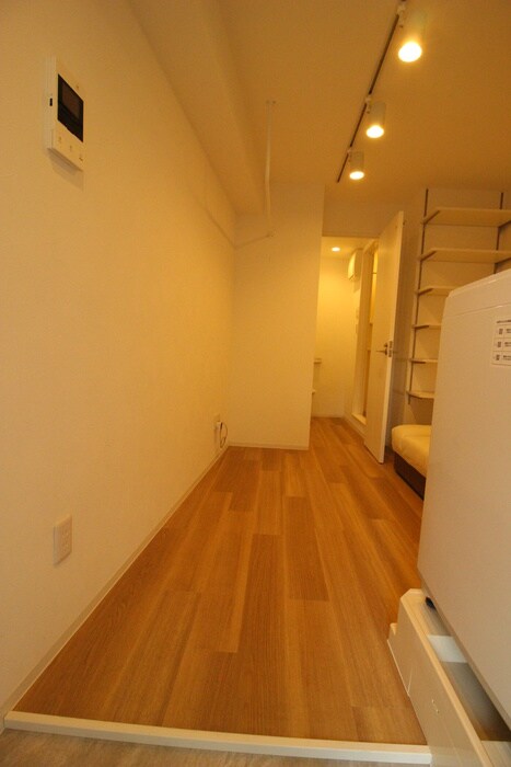 物件内観写真18　(廊下)