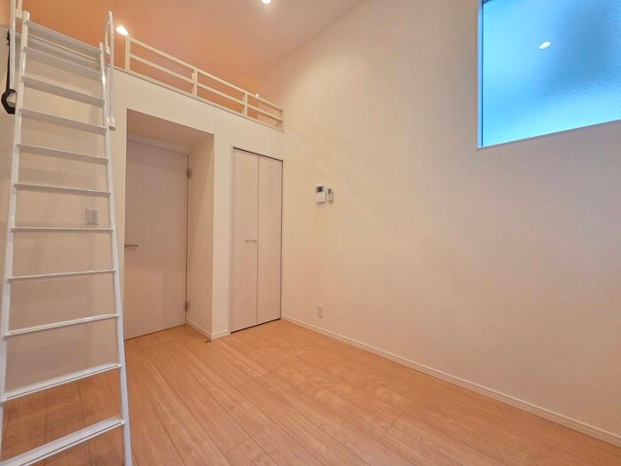 物件内観写真8　(居室)