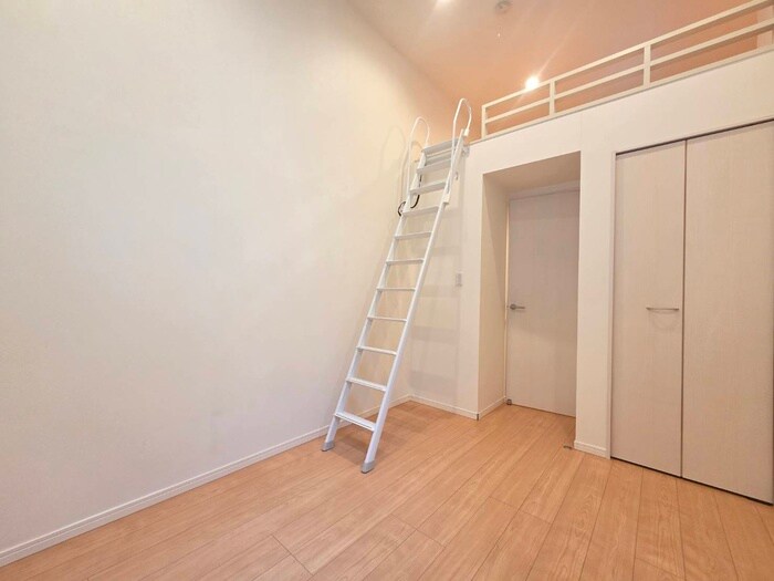 物件内観写真9　(居室)