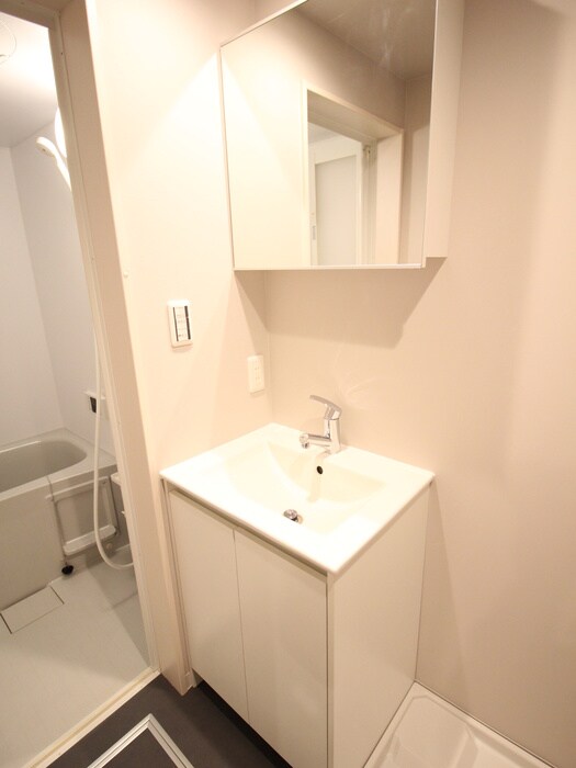 物件内観写真11　(洗面)