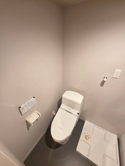 物件内観写真14　(トイレ)