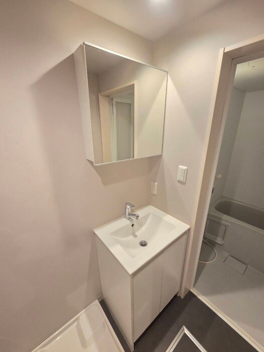 物件内観写真15　(洗面)