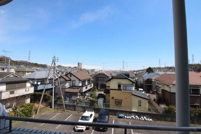 物件内観写真16　(室内からの展望)