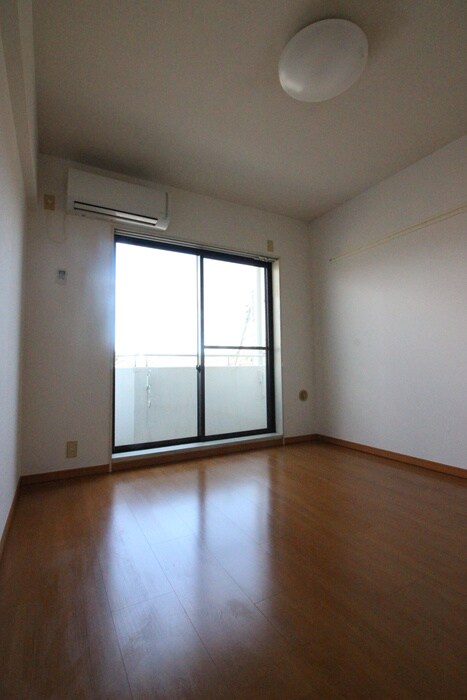 物件内観写真21　(居室)