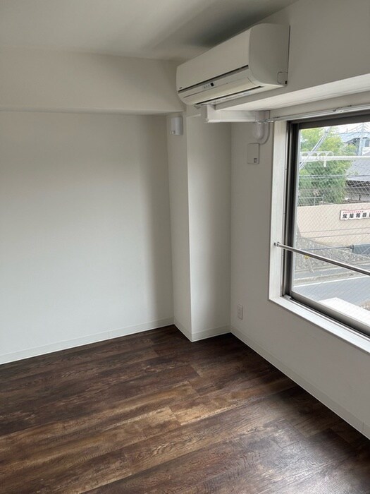 物件内観写真8　(ベランダ・バルコニー)