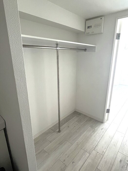 物件内観写真12　(室内からの展望)