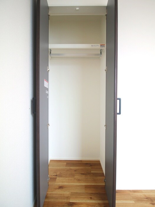 物件内観写真12　(収納)