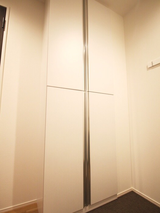 物件内観写真14　(靴箱)