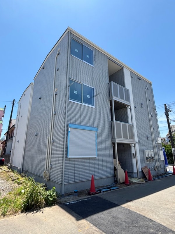 建築中