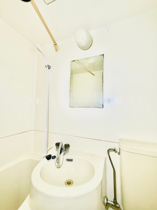 物件内観写真9　(洗面)