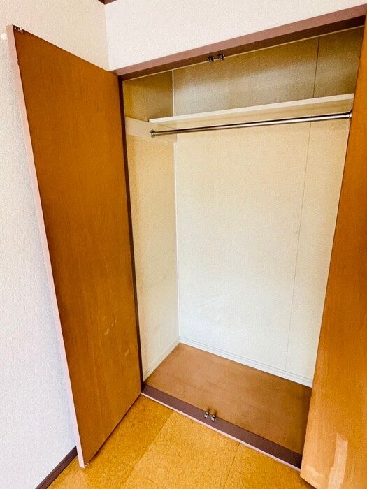 物件内観写真18　(収納)