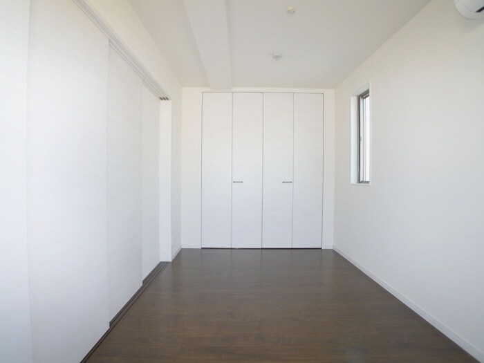 物件内観写真11　(居室)