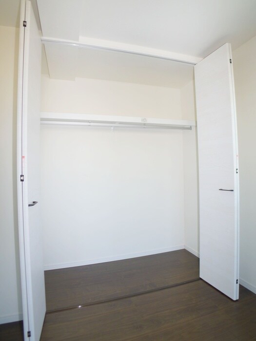 物件内観写真12　(収納)