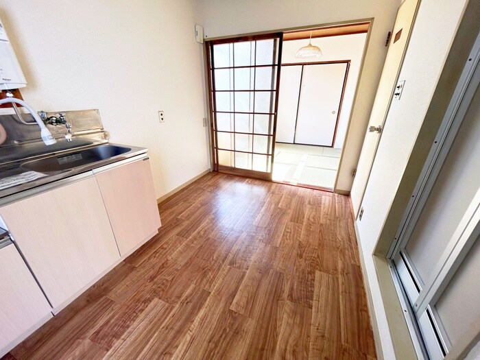 物件内観写真6　(居室)