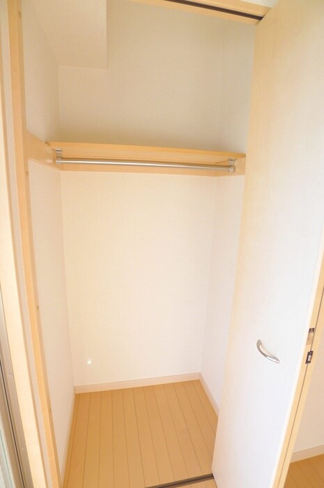 物件内観写真8　(収納)