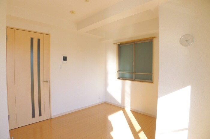 物件内観写真16　(居室)