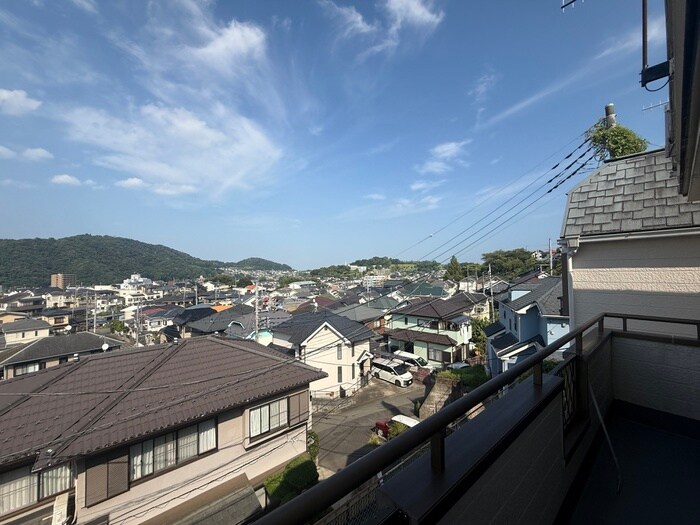 物件内観写真16　(室内からの展望)