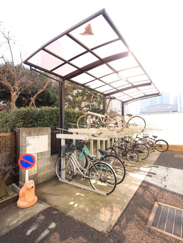 駐輪場