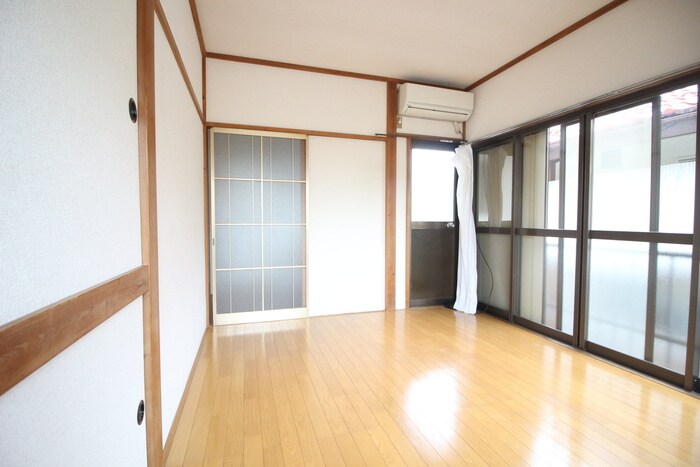 物件内観写真8　(居室)