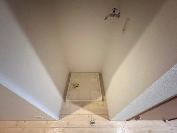 物件内観写真17　(洗濯機置場)