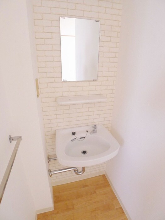 物件内観写真11　(洗面)