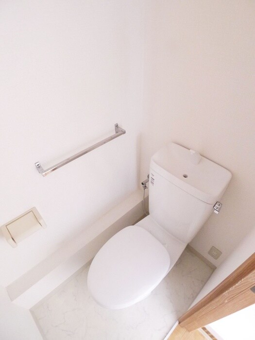 物件内観写真13　(トイレ)