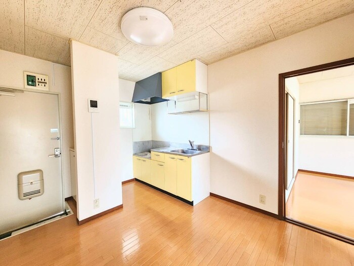 物件内観写真10　(居室)