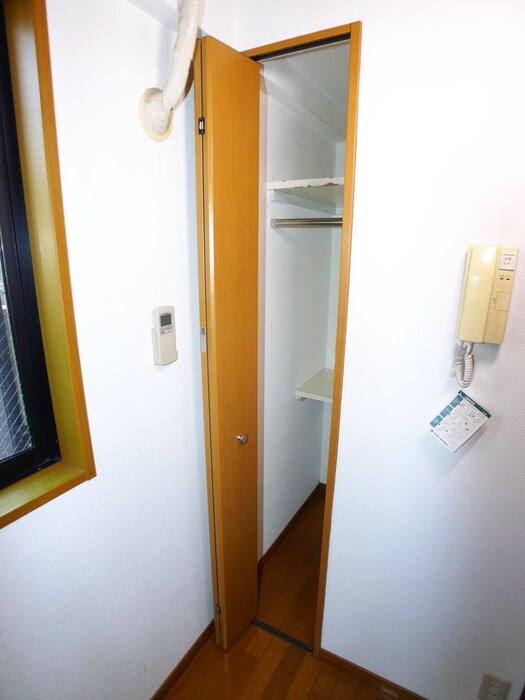 物件内観写真11　(収納)