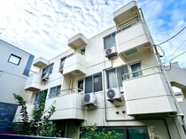 南川マンションの外観写真