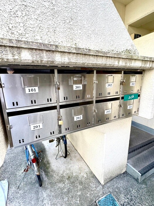 物件外観写真4　(建物設備)