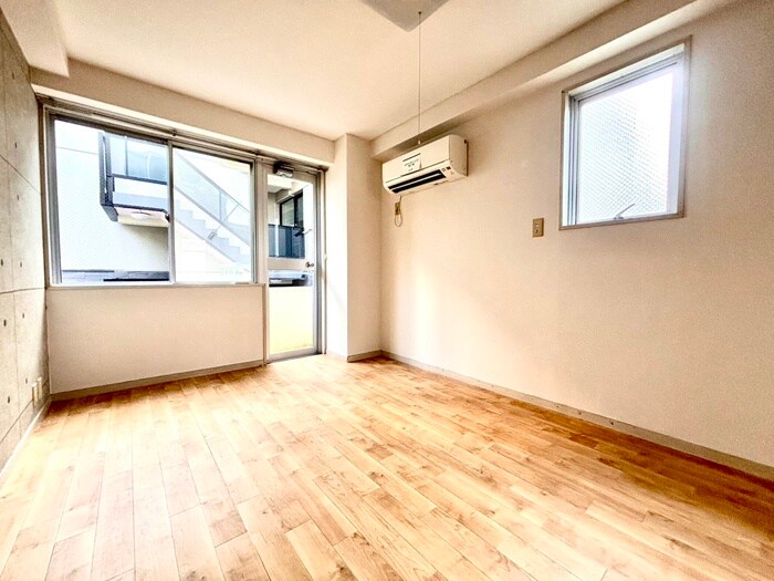 物件内観写真10　(居室)