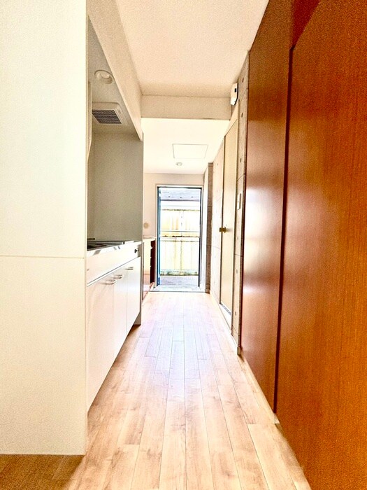 物件内観写真19　(廊下)