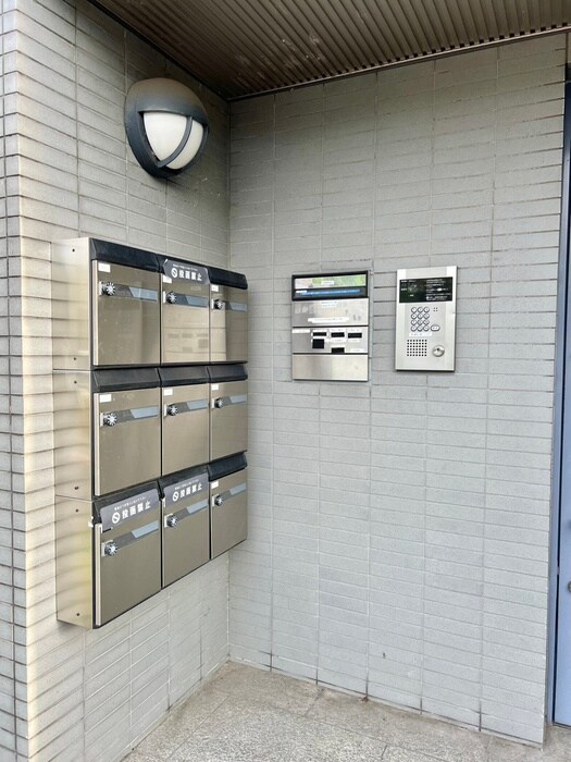 物件外観写真4　(建物設備)