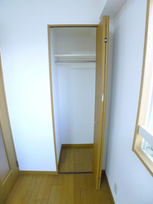 物件内観写真9　(収納)