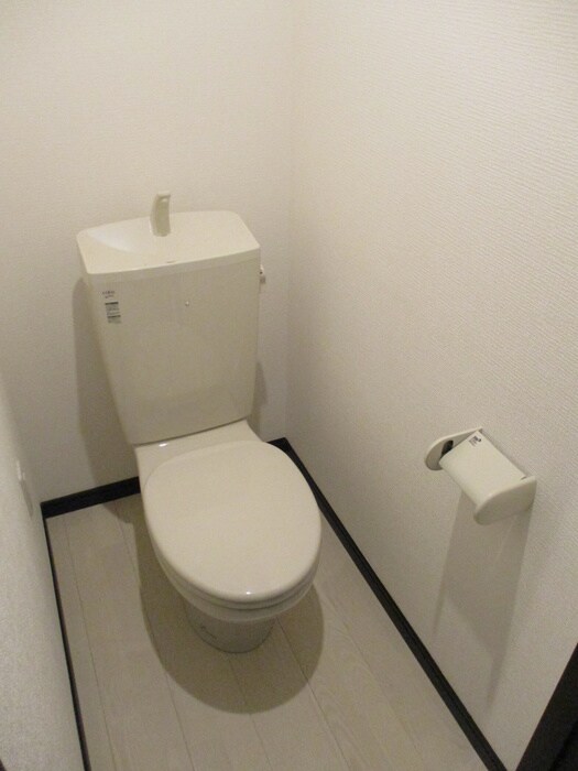 物件内観写真11　(トイレ)