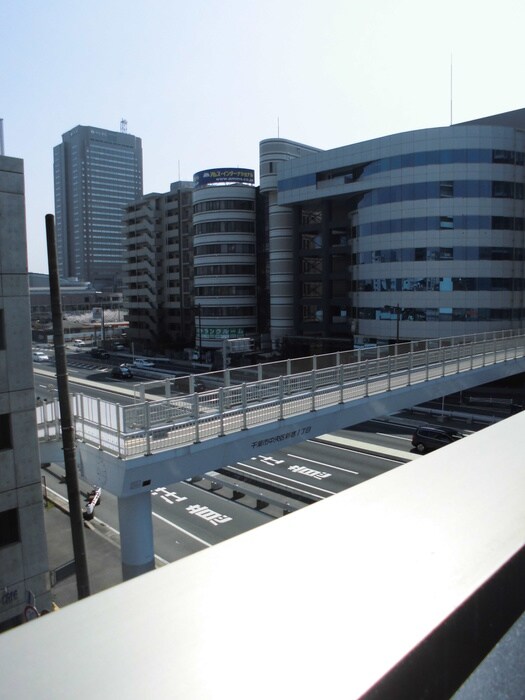 物件内観写真16　(室内からの展望)