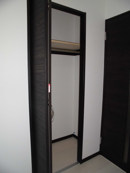 物件内観写真18　(収納)