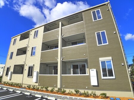 カーサベニーレＣ外観写真