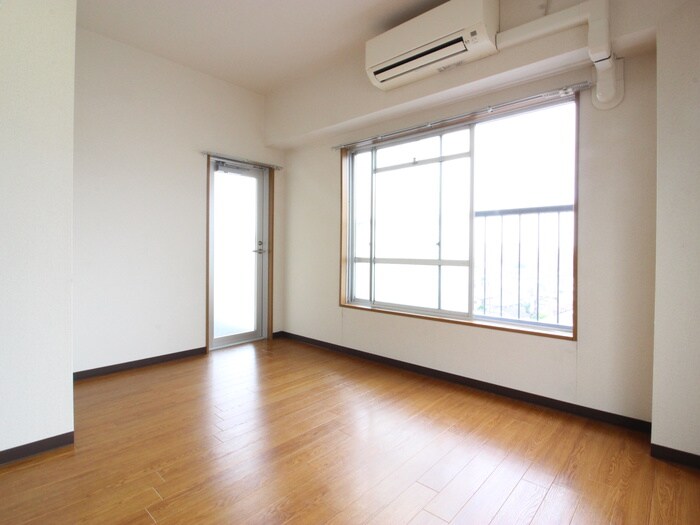 物件内観写真6　(居室)