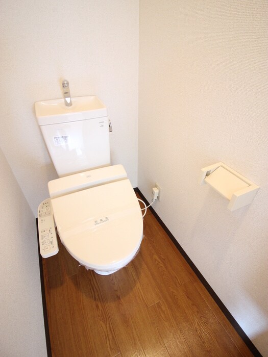 物件内観写真10　(トイレ)